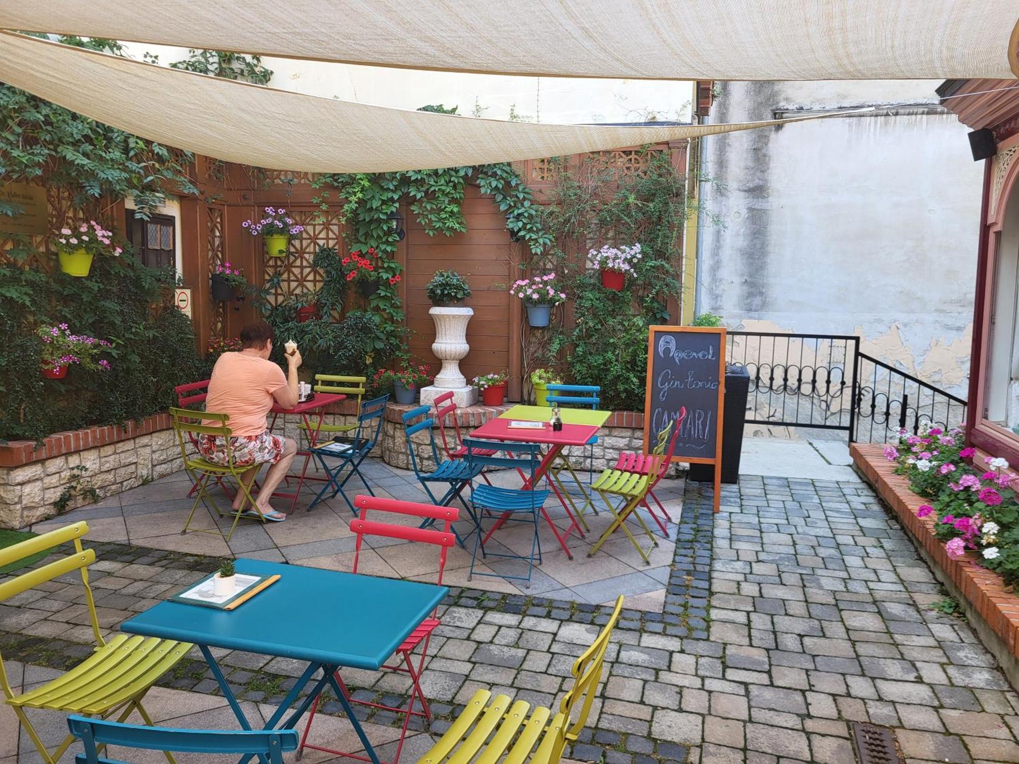 Luna City Apartman Lejlighed Sopron Eksteriør billede