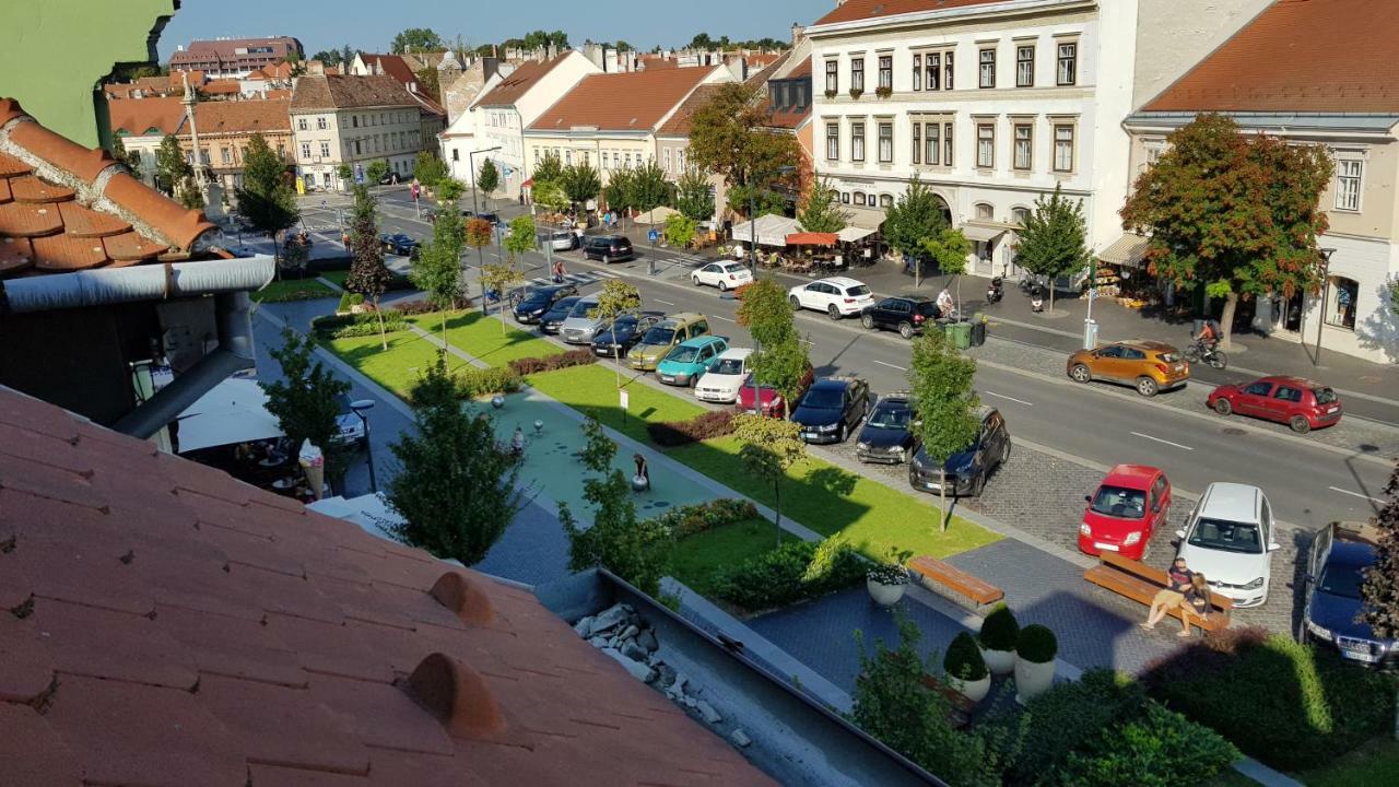 Luna City Apartman Lejlighed Sopron Eksteriør billede